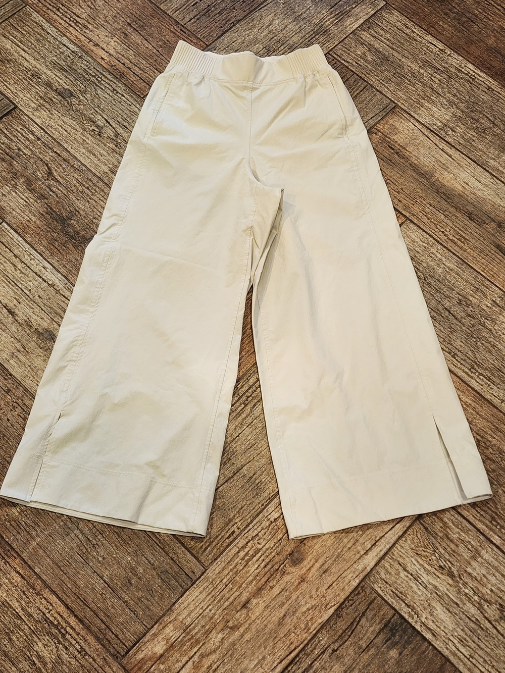 lululemon athletica Stretch Woven High-Rise Flowy Wide-Leg Cropped Pant Size XS